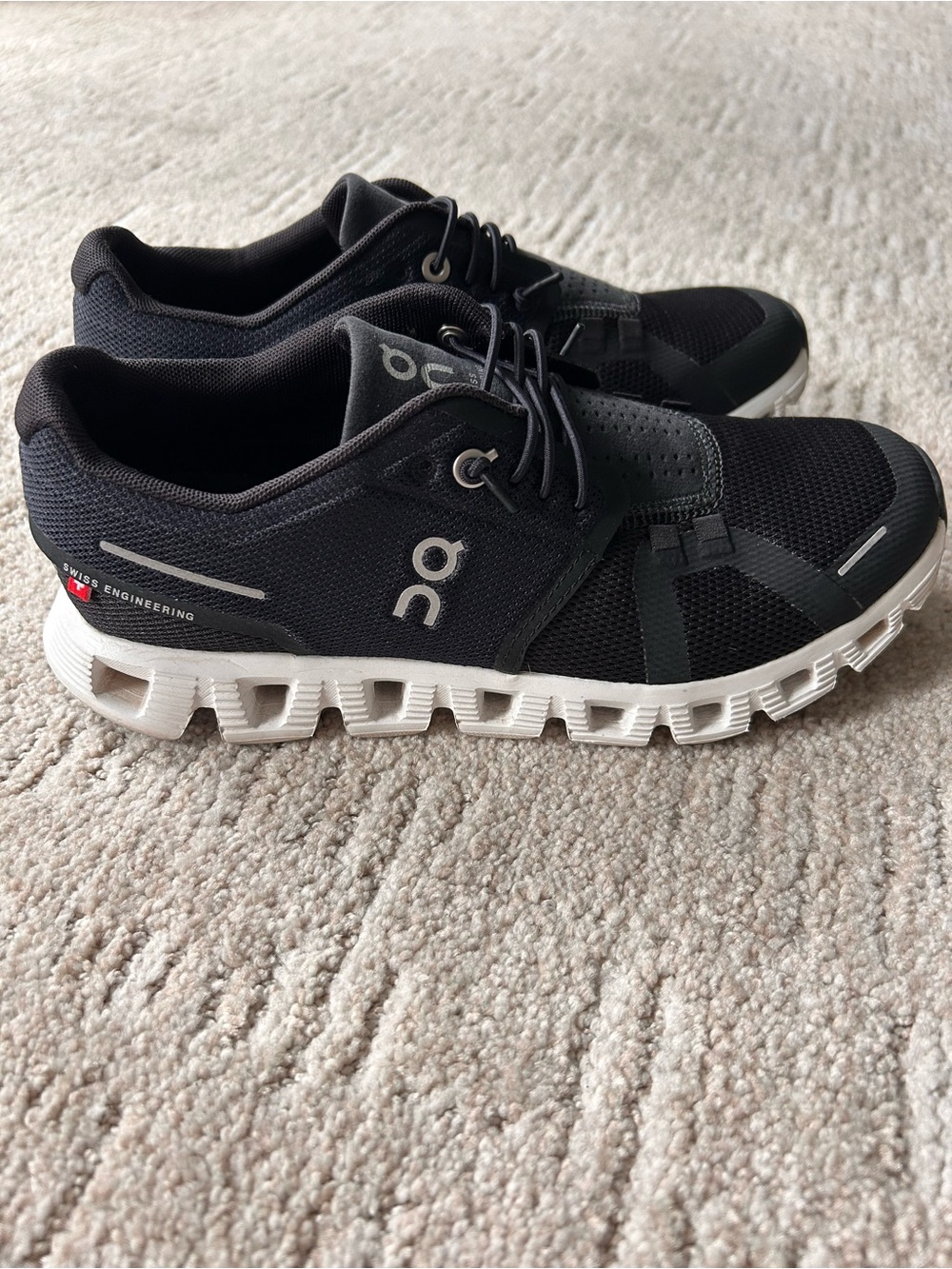 On Running Men's Black and White Cloud Shoes
